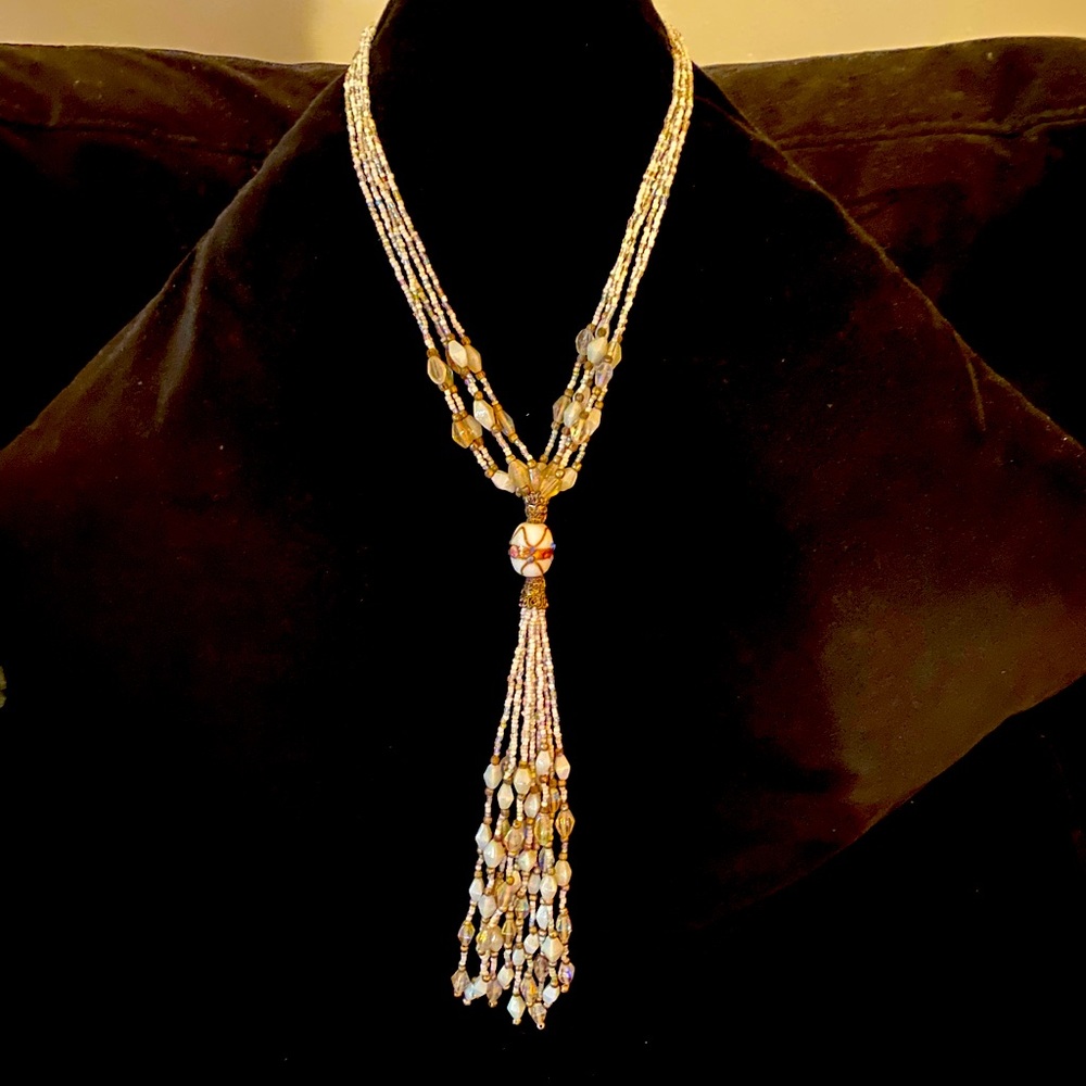 Vintage Pearlescent and Iridescent Beaded Necklace